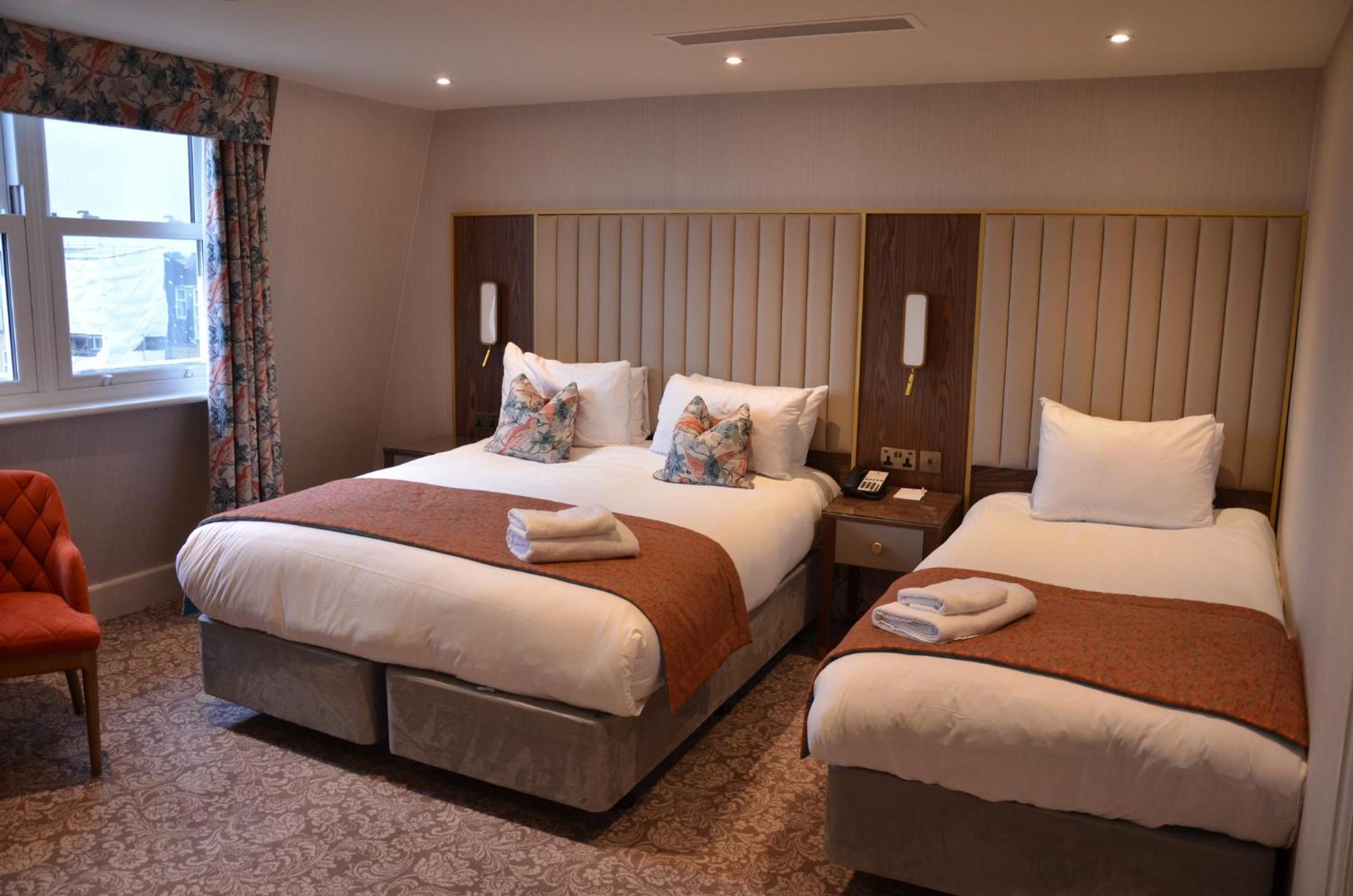 Voco The Clifton Folkestone By Ihg Hotel Exterior photo